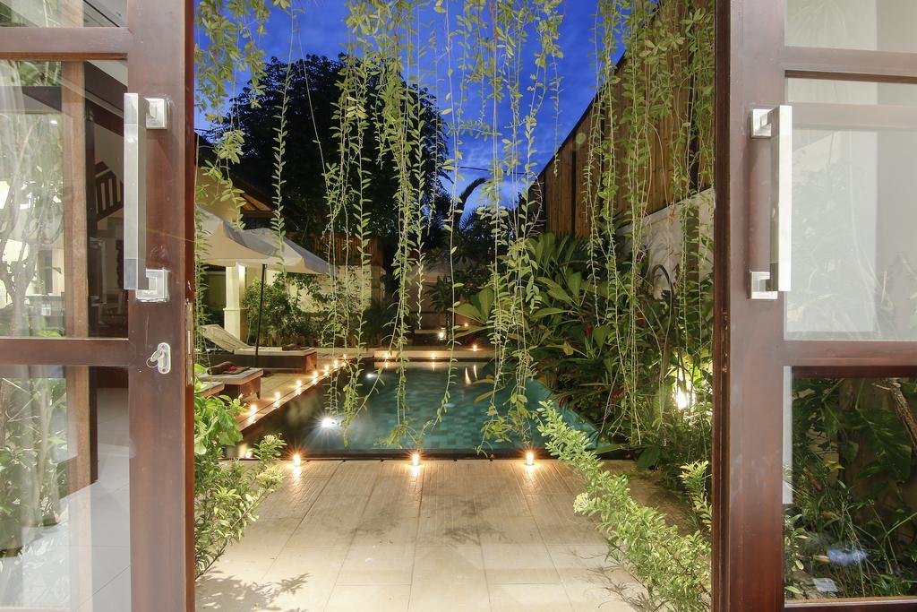 Gili Pearl Three Bedroom Villa Гили Траванган Экстерьер фото